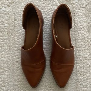 Universal Thread Wenda Cut Out Bootie